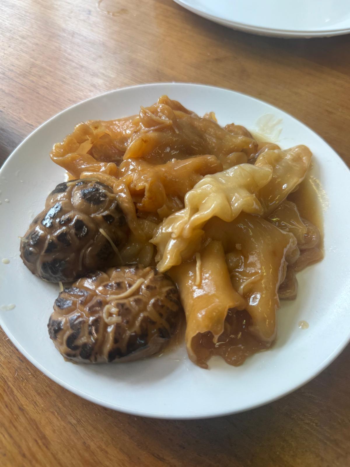 10人份原鮑汁花膠瑤柱冬菇匯